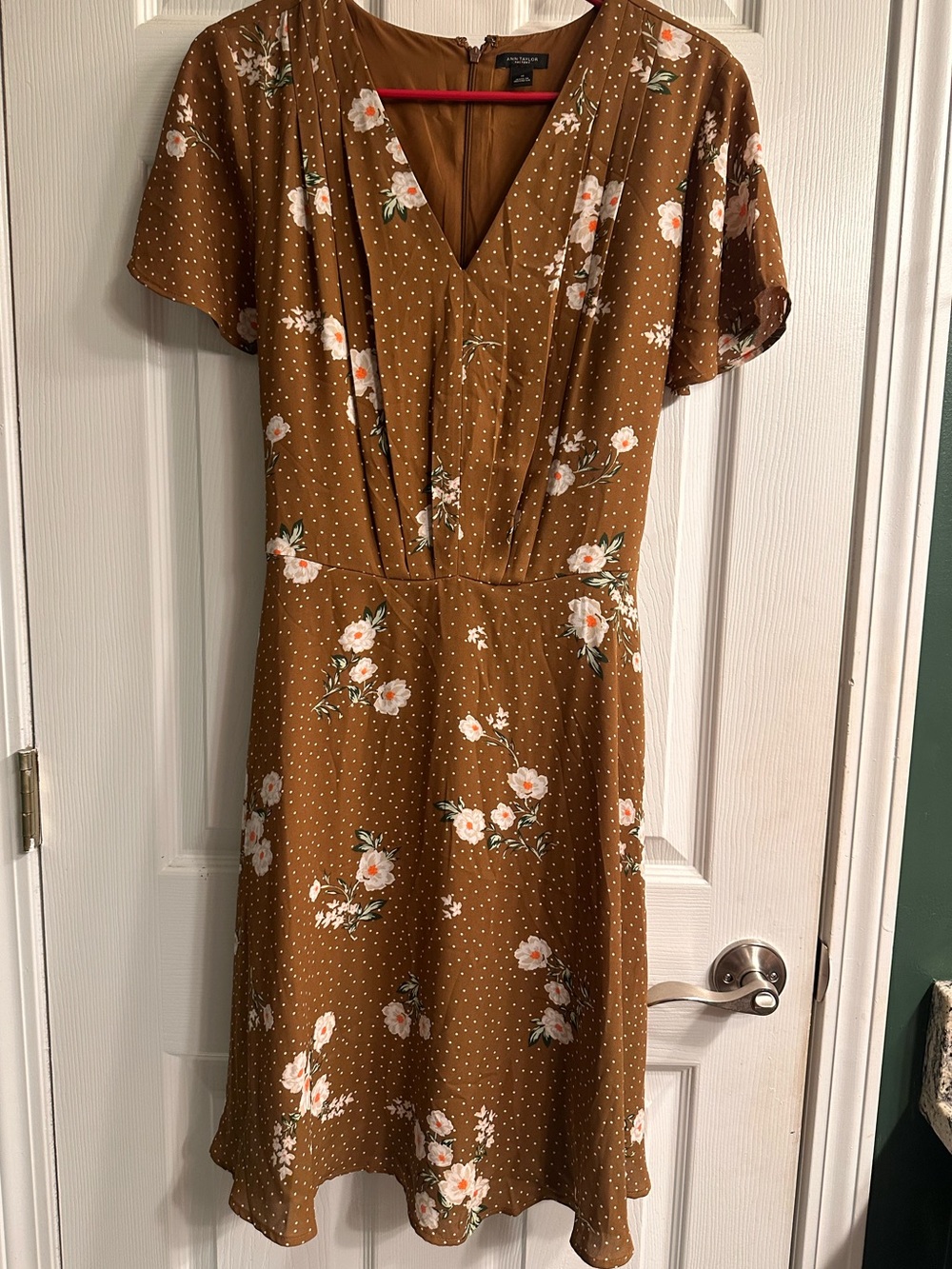 Ann Taylor Factory Brown Floral Polka Dot V-Neck Dress